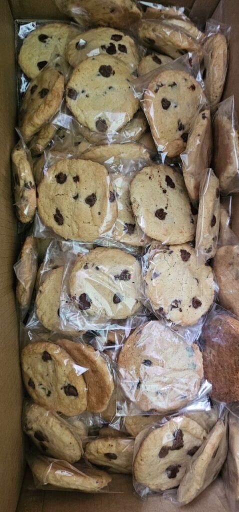 Students enjoying cupcakes gifted by the Hyde family